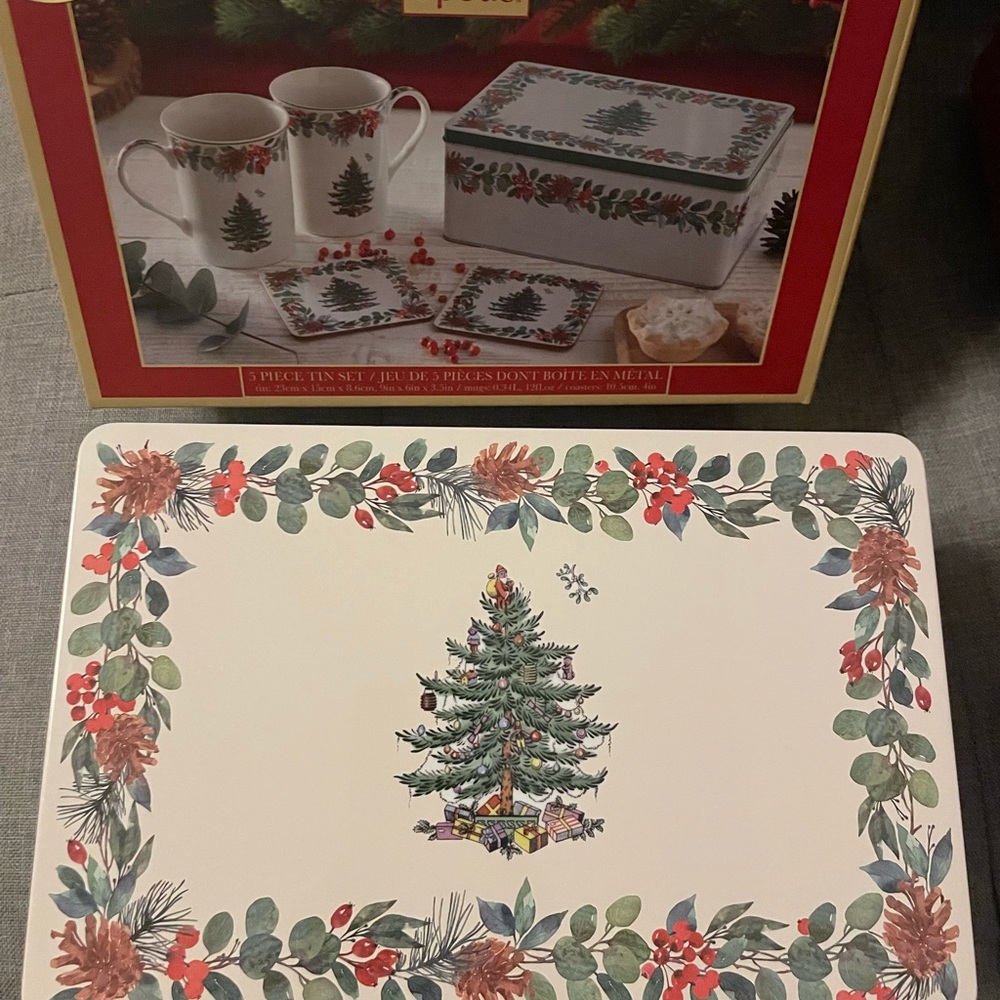 New Christmas Tree Spode 5 piece tin set
